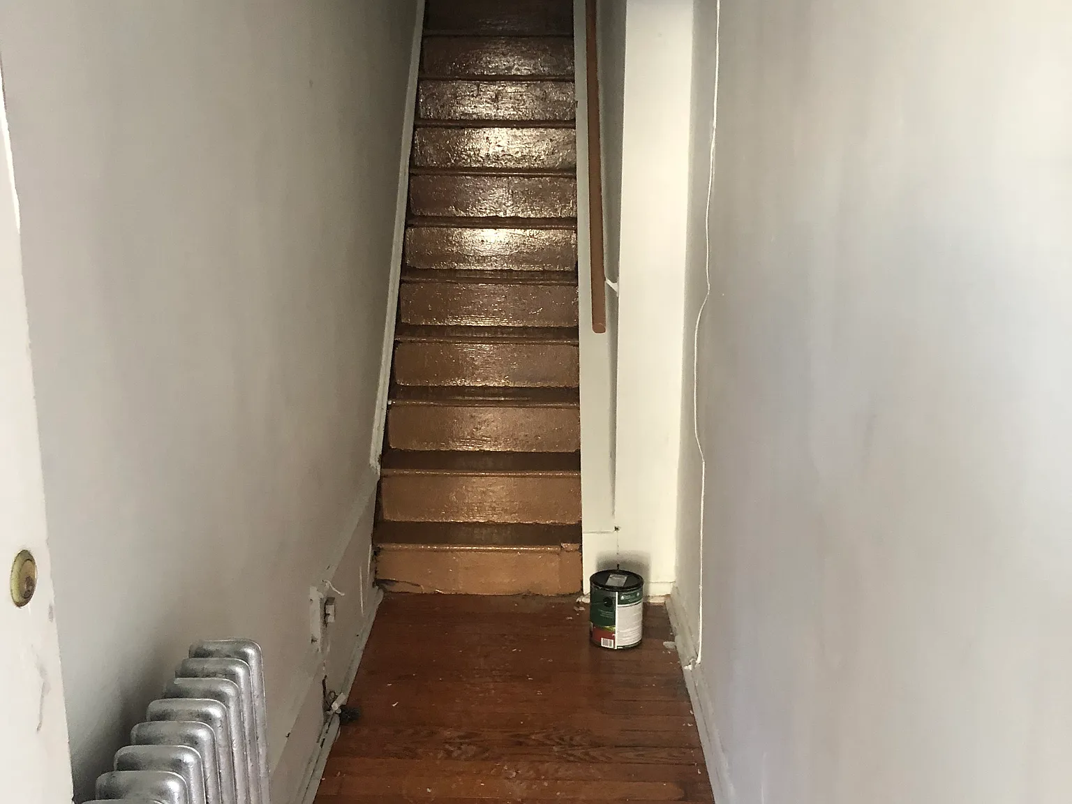 2 bed, 400 sqft, $1,400 — Photo 1