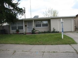 468 Pioneer Dr, Lodi, CA 95240