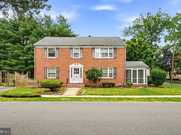 401 Crest Ave, Haddon Heights, NJ 08035