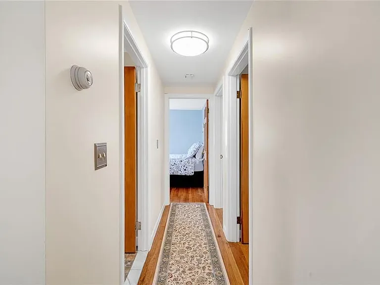 85 Treasure Rd — Photo 12