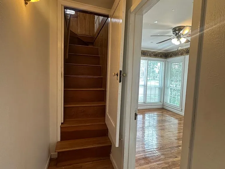 2709 S. Van Buren — Photo 16