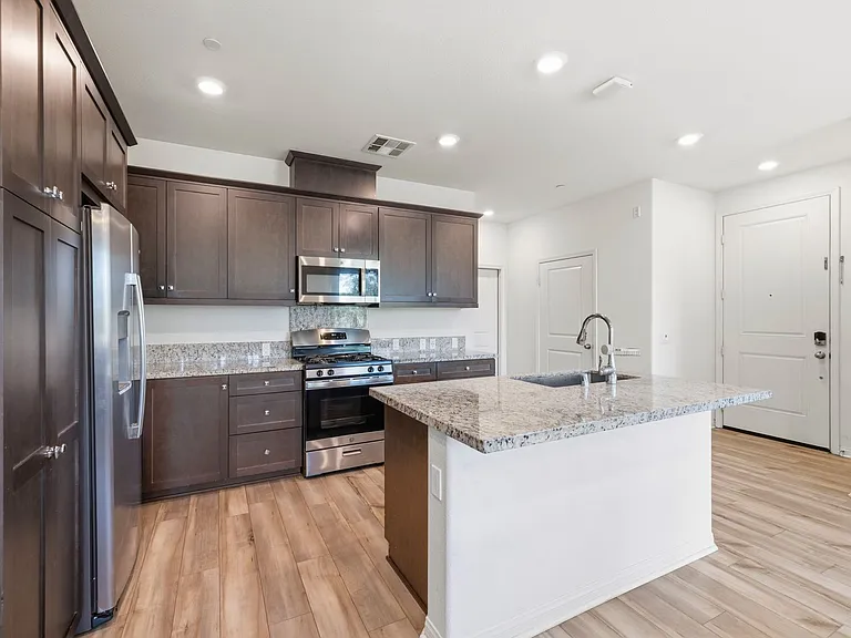 22760 Harmony Dr — Photo 8