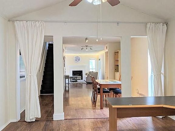 4th image of 1191 Holly Cir