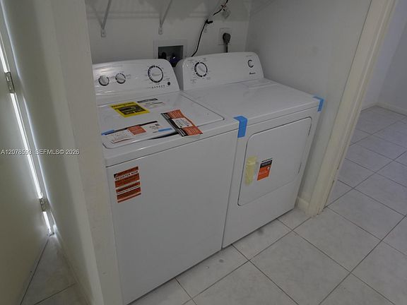 4th image of 1441 Woodpecker St #1441