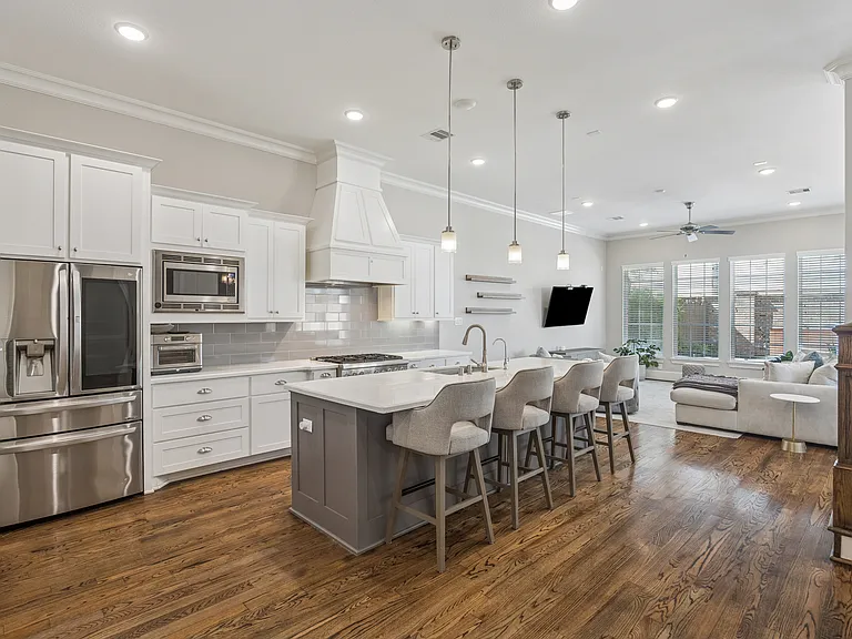 921 Dunleigh Meadows Ln — Photo 2