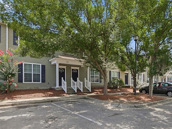 2nd image of 1971 Bloomington Ave Unit 1971