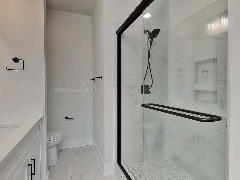 2204 Northend Dr — Photo 18