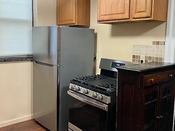 2nd image of 3208 Minnehaha Ave APT 5