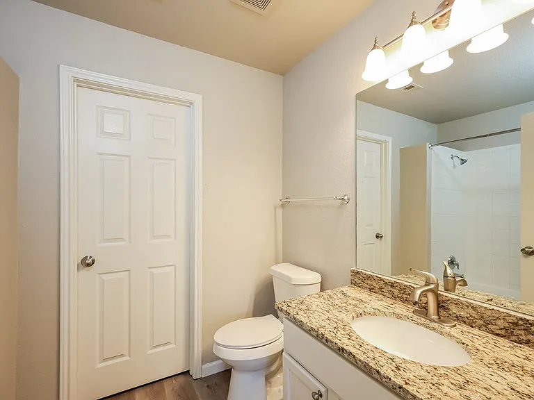 7826 Juno Hts — Photo 11