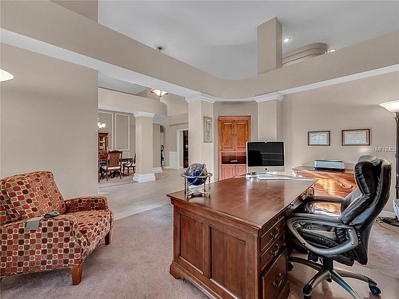 4th image of 604 W Palm Valley Dr