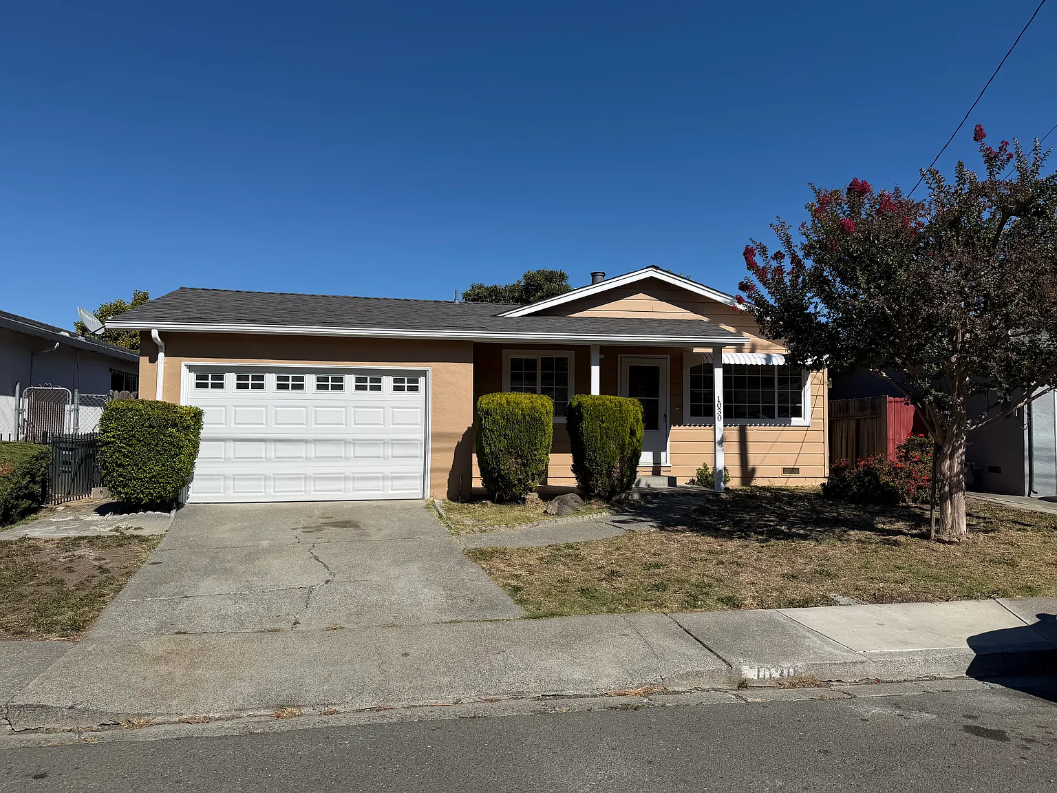 3 bed, 1032 sqft, $2,750 — Photo 1