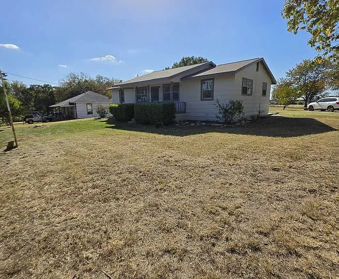 310 S Wickham St — Photo 20