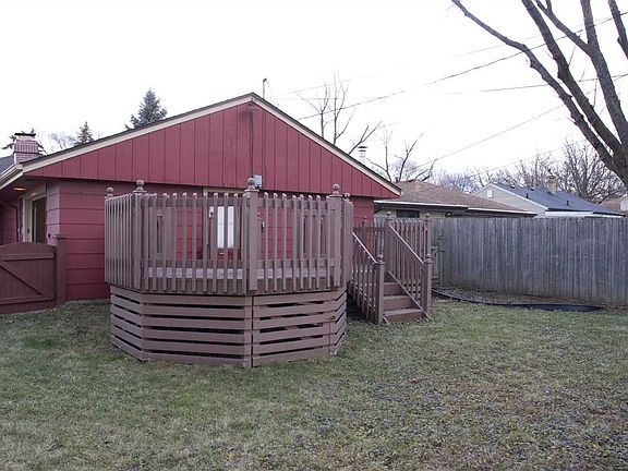 3rd image of 2420 Barton Blvd