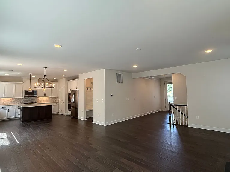 352 Pear Blossom Rd — Photo 9