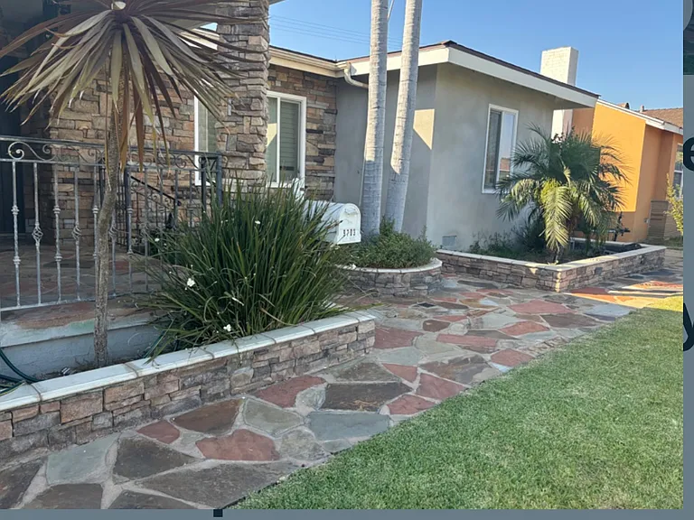 9703 Richeon Ave — Photo 8