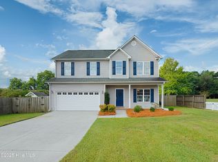 100 Loyd Ln, Beulaville, NC 28518