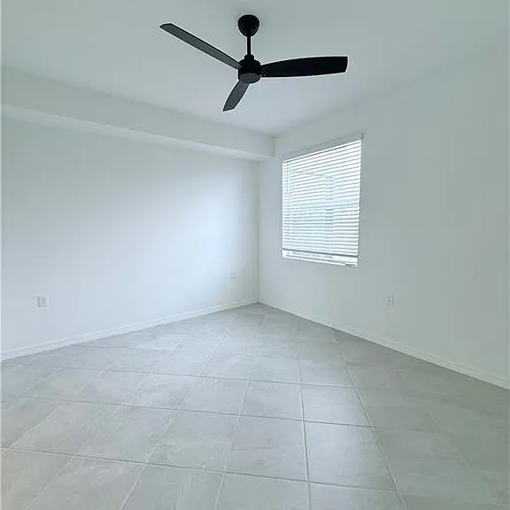 14161 Heritage Landing Blvd #1118 — Photo 24