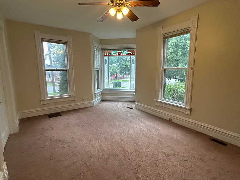 127 W Lincoln Ave #1 — Photo 8