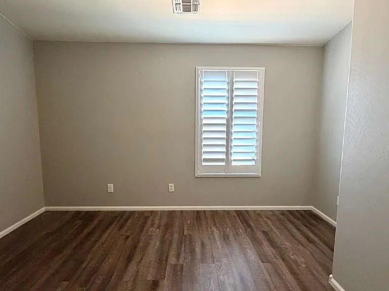21756 N Reis Dr — Photo 5