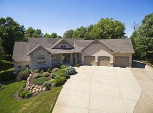 20820 Yellowpine St NW, Oak Grove, MN 55011