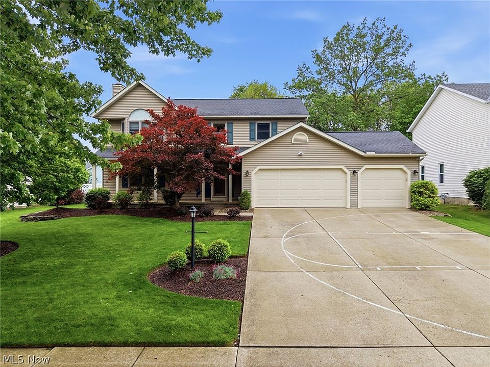 1st image of 10376 Lake Meadows Dr