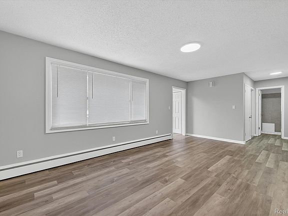 5th image of 35808 Schley Ave
