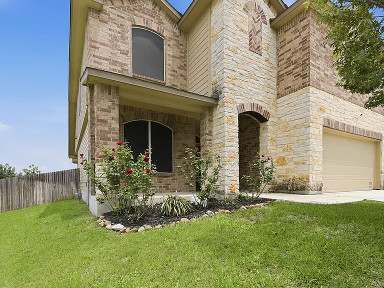 536 Saltlick Way — Photo 3