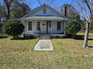 223 Simmons St, Metter, GA 30439