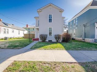 609 Henry St, Alton, IL 62002