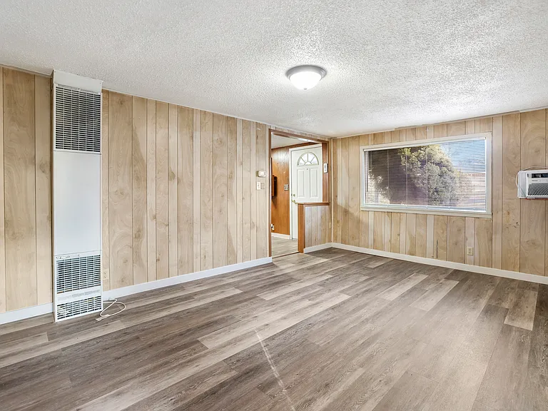 545 Madison St — Photo 15
