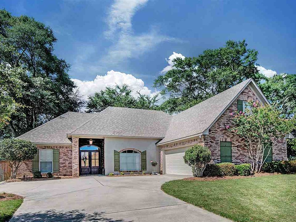 1st image of 133 Bear Creek Cir