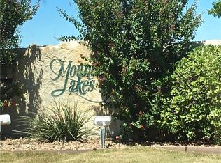 110 Compass Way, Bluff Dale, TX 76433