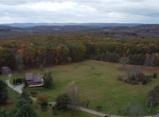 539 Braddock Rd, Farmington, PA 15437