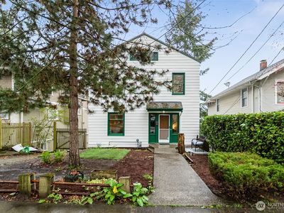 2609 10th Avenue W, Seattle, WA, 98119