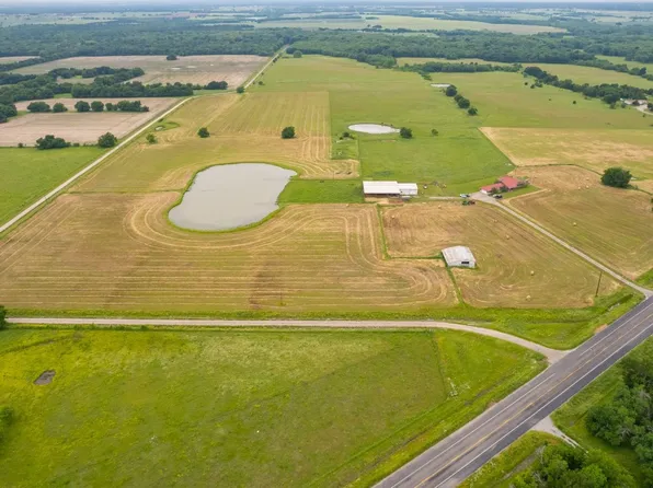 204 Acs County Rd #4701, Commerce, TX 75428