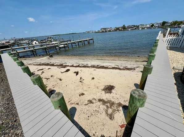 214 W Ship Bottom Ave APT 2, Ship Bottom, NJ 08008