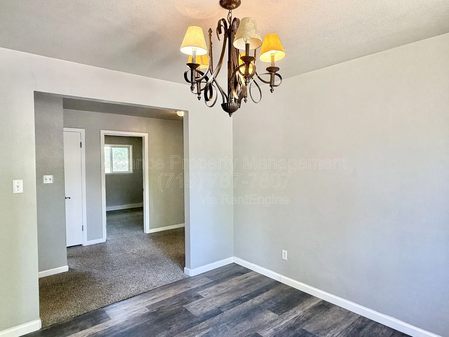 3 bed, 1.5 bath, 1696 sqft, $1,895 — Photo 4