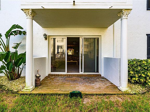 4th image of 1926 Ocean Shore Blvd APT 110