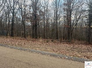 Escapade Ln, Warsaw, MO 65355