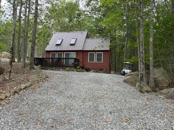 129 Ridge Road, Frye Island, ME 04071