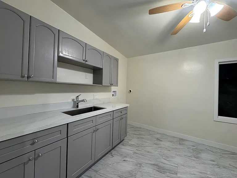2819 Dee Ave #4 — Photo 5