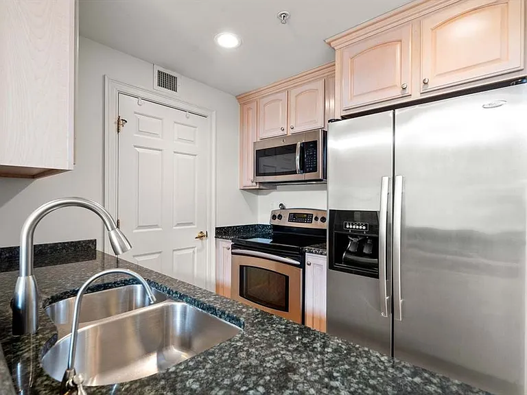 121 Centre St #Penthouse 3 — Photo 7
