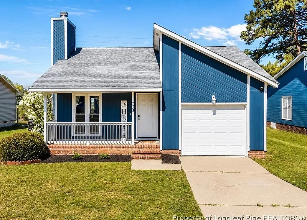 3 bed, 1362 sqft, $1,595 — Photo 1