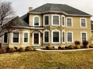 101 Colgate Ct, Port Matilda, PA 16870