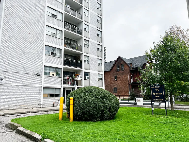 75 Spencer Ave — Photo 1