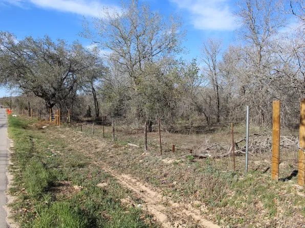 0 TBD Mathis LOT 17, Elmendorf, TX 78112