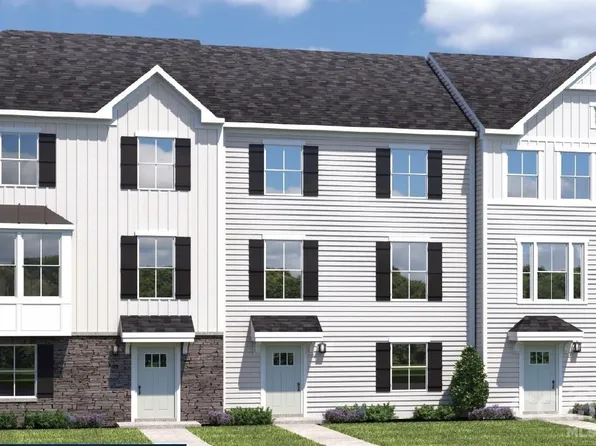 7018 Yorkshire Place Way, Charlotte, NC 28278