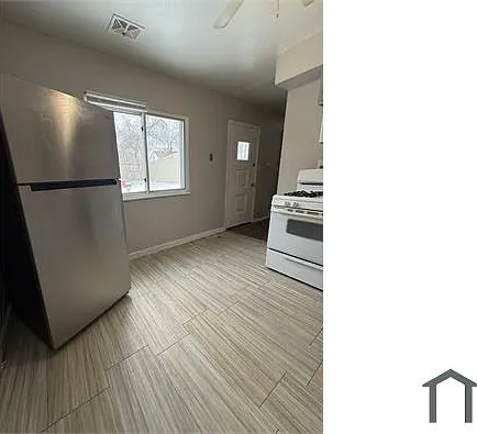 11627 Harvard Ave — Photo 2