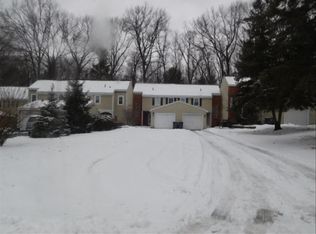 22 Haystack Rd E, Clifton Park, NY 12065