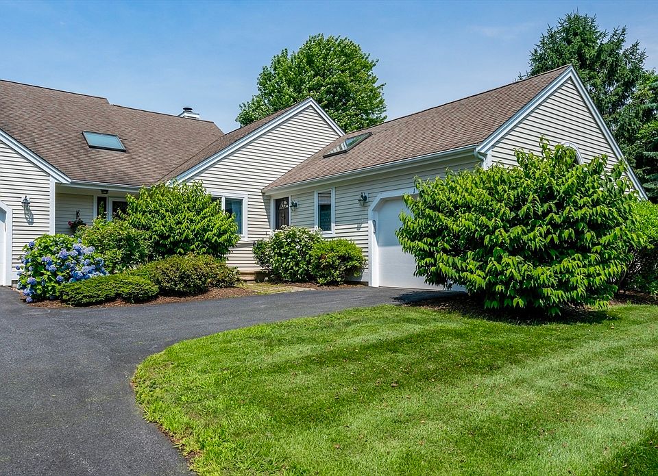 1st image of 1 Woods Edge Ln #191